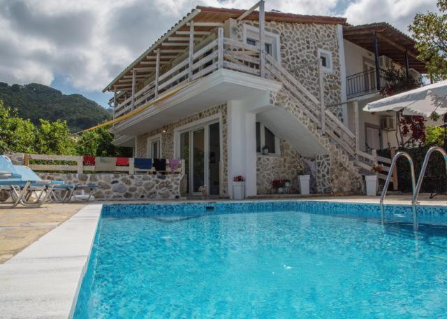 Efi Apartments Agios Gordios  Exterior foto