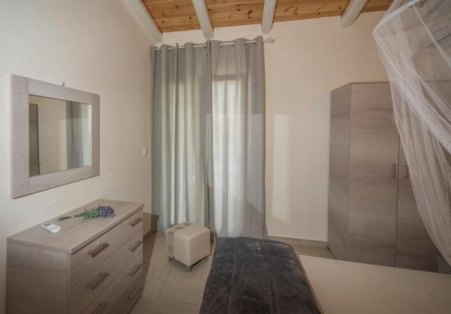 Efi Apartments Agios Gordios  Exterior foto