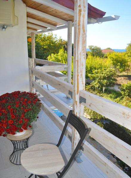 Efi Apartments Agios Gordios  Exterior foto